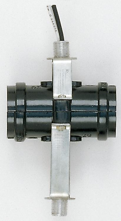 Phenolic Twin Cluster; 1-1/2" 1/8 IP Threaded Top Bracket With 1/2" Nipple; 12" AWM B/W